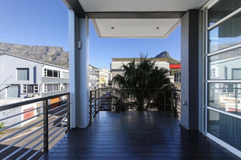 2 Bedroom Property for Sale in Cape Town City Centre Western Cape